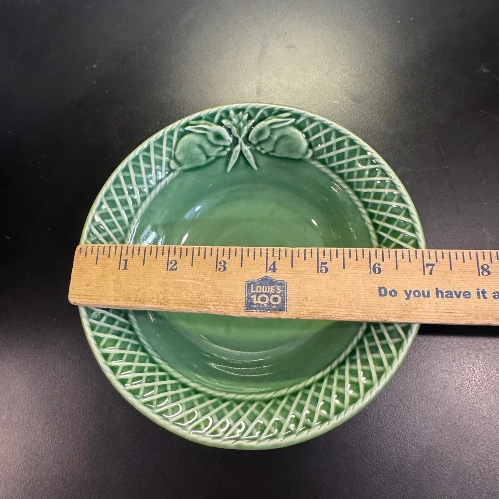 Bordallo Pinheiro Rabbit Cereal Bowl Home 7.5in Green Lattice Majolica Portugal